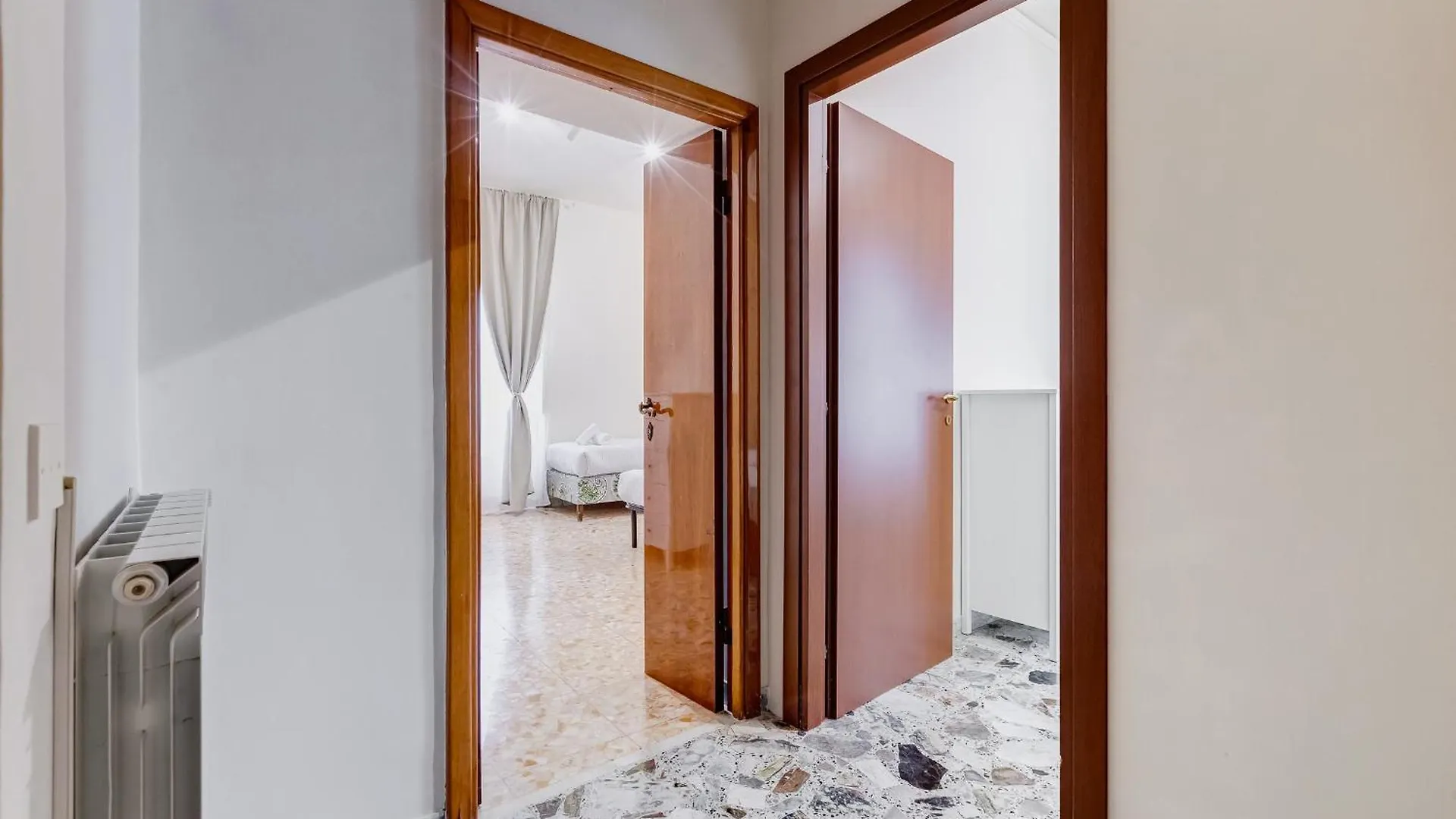 Vivilo Collection - San Vito View Apartment - 3 Bdr 2 Baths Rome 0*,  Italy