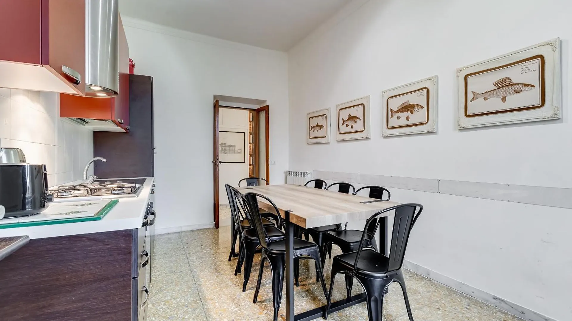 Vivilo Collection - San Vito View Apartment - 3 Bdr 2 Baths Rom