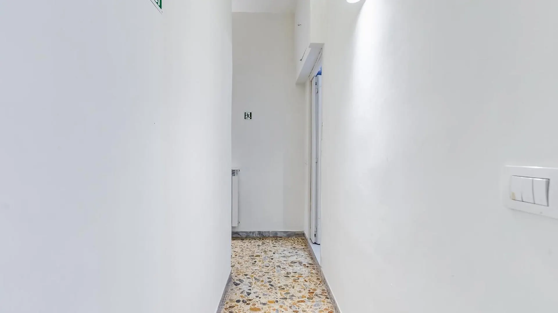 Vivilo Collection - San Vito View Apartment - 3 Bdr 2 Baths Rom