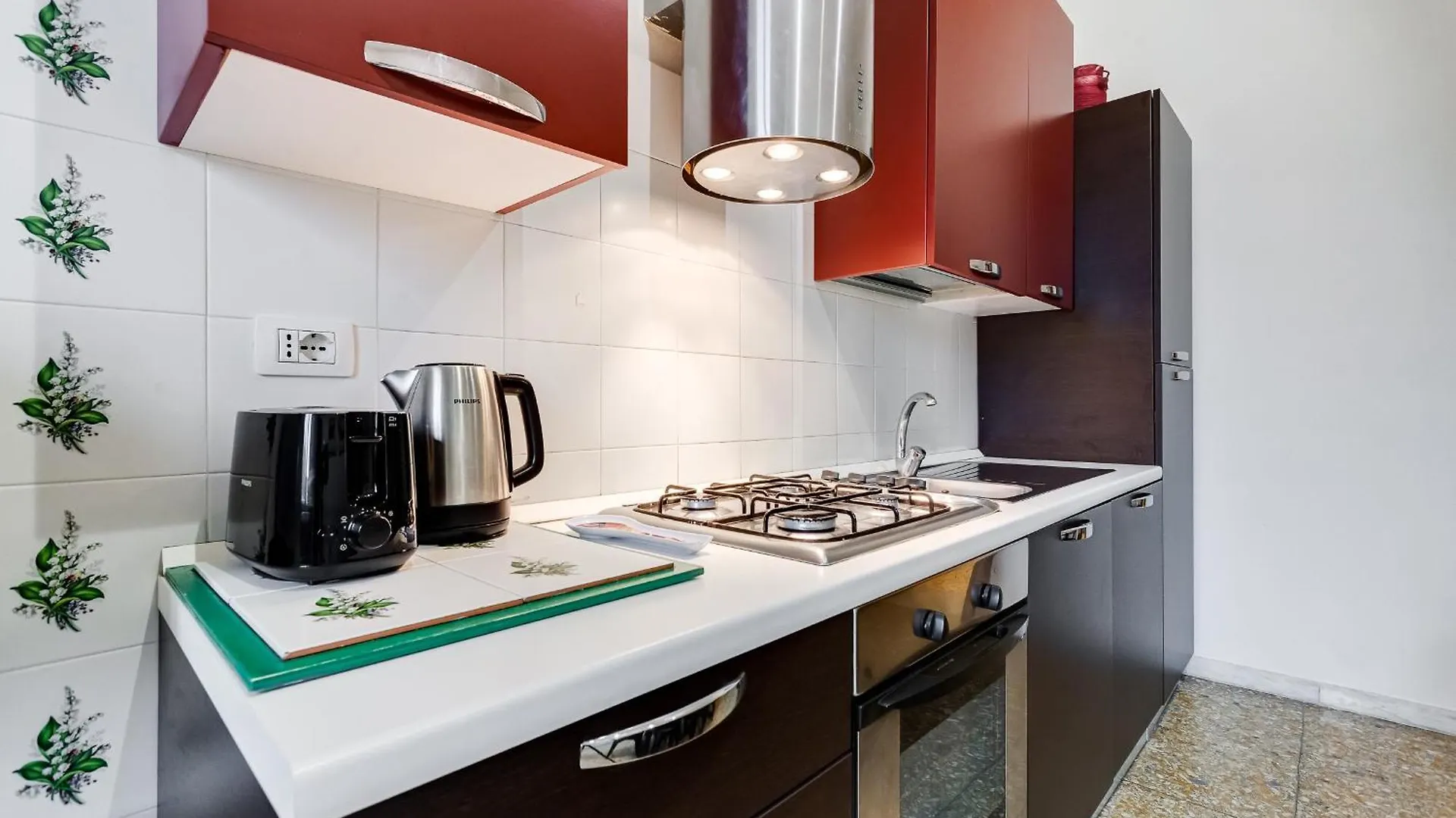 Vivilo Collection - San Vito View Apartment - 3 Bdr 2 Baths Rome