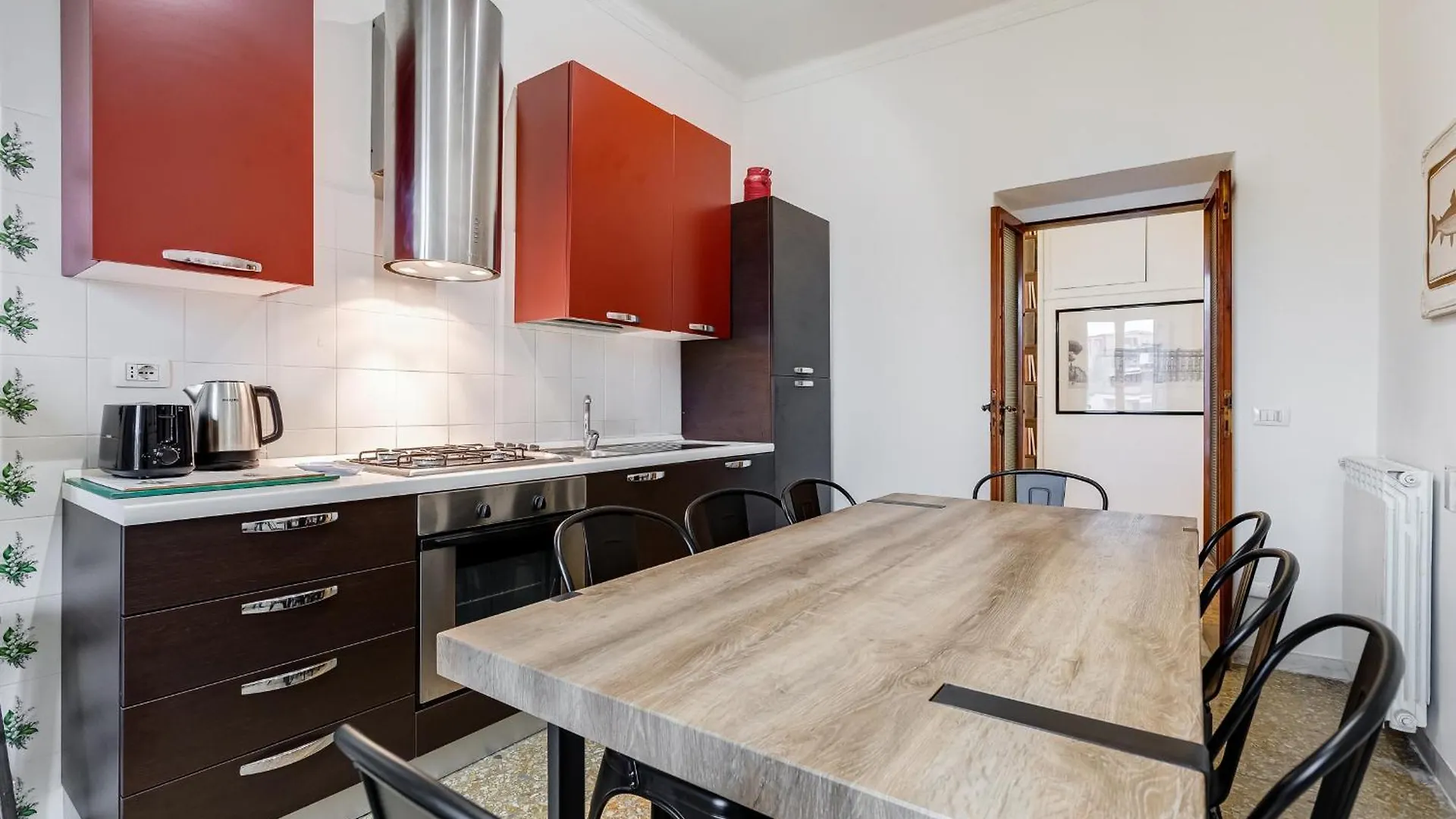 Vivilo Collection - San Vito View Apartment - 3 Bdr 2 Baths Rome Italy