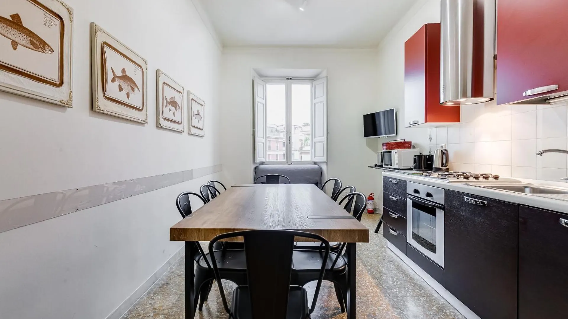 Vivilo Collection - San Vito View Apartment - 3 Bdr 2 Baths Rome 0*,  Italy