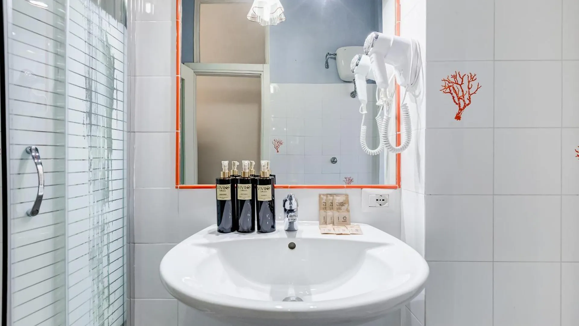 Vivilo Collection - San Vito View Apartment - 3 Bdr 2 Baths Rome 0*,  Italy