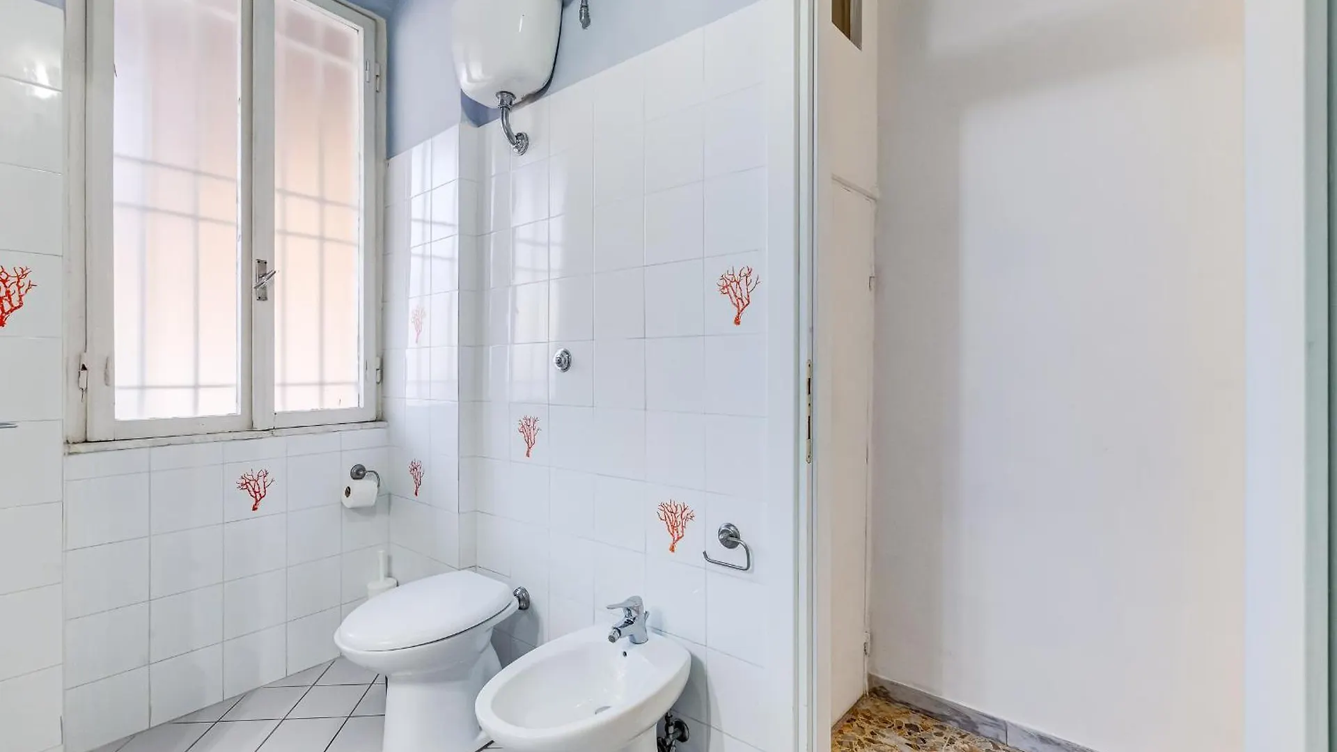 Vivilo Collection - San Vito View Apartment - 3 Bdr 2 Baths Rome