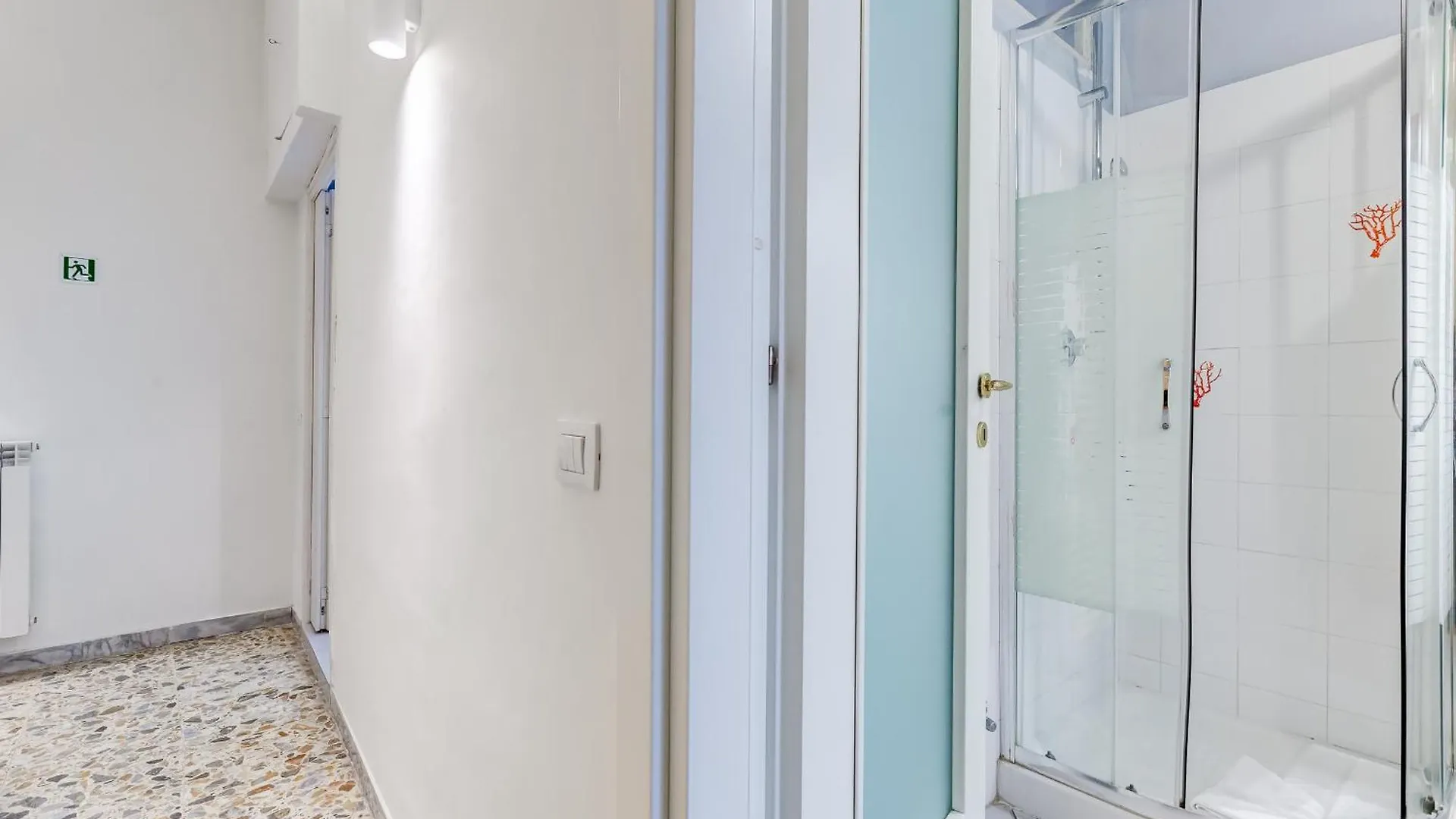 Vivilo Collection - San Vito View Apartment - 3 Bdr 2 Baths Rome